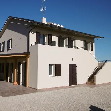 Apartment Bright In A With Swimming Pool Fermo